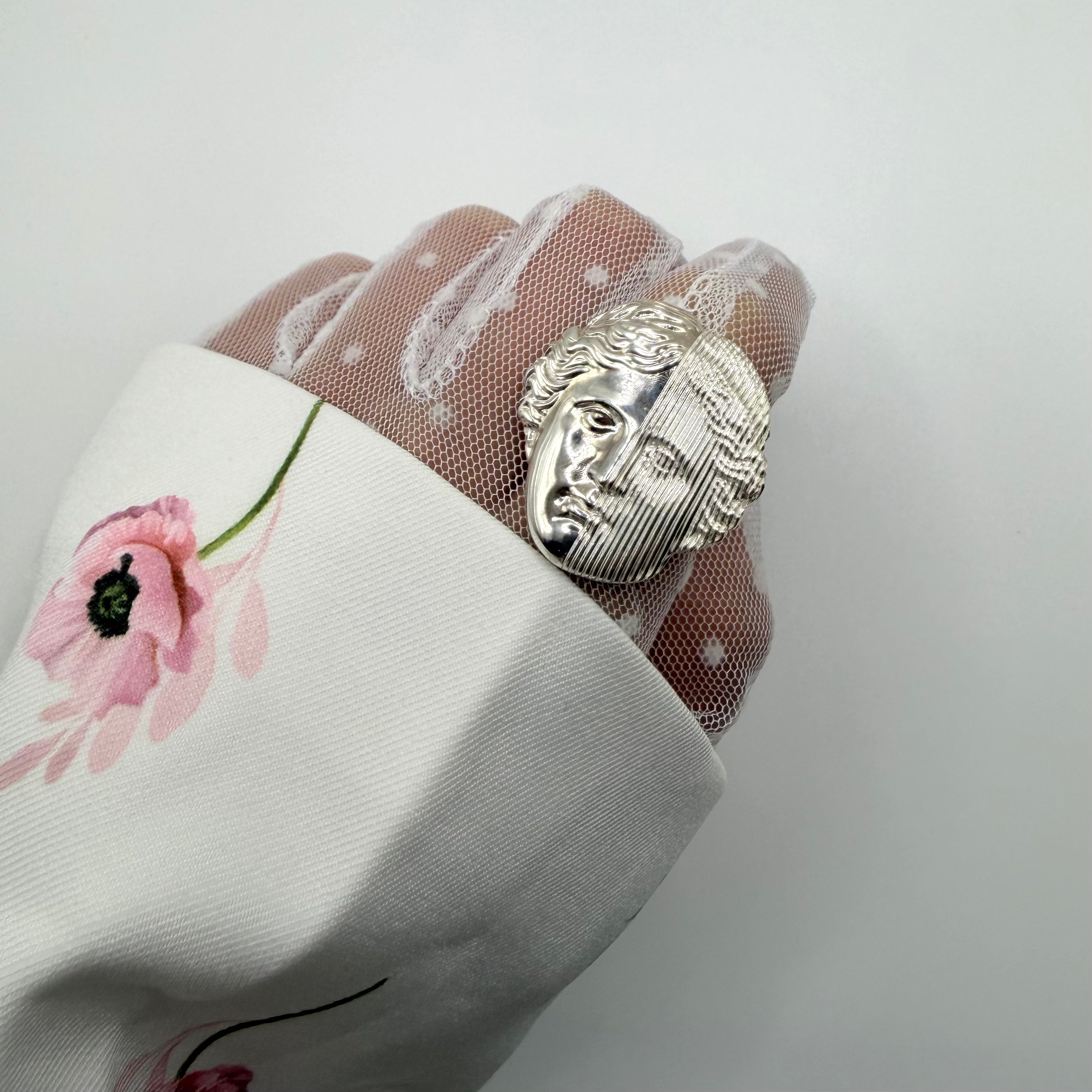 "IMAGINREALITY" Sculptural Silver Ring