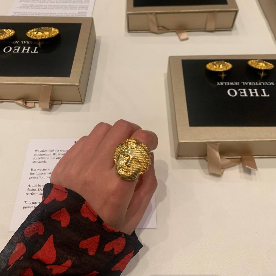 Aphrodite ring, Aphrodite statue, Temple jewelry, Pinky ring gold, gold fidget ring, pinky ring women, Aphrodite ring.